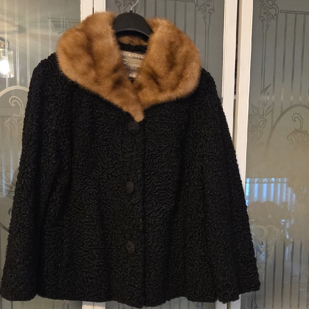 Chic Black Teddy Jacket with Brown Collar